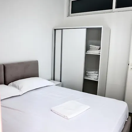 Golem Central Apartments Appartement Golem (Tirana)