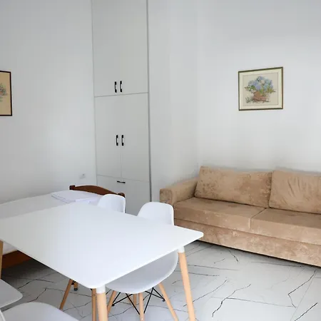 Apartment Golem Golem (Tirana)