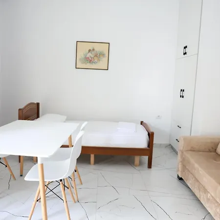 Golem Apartment Golem (Tirana)