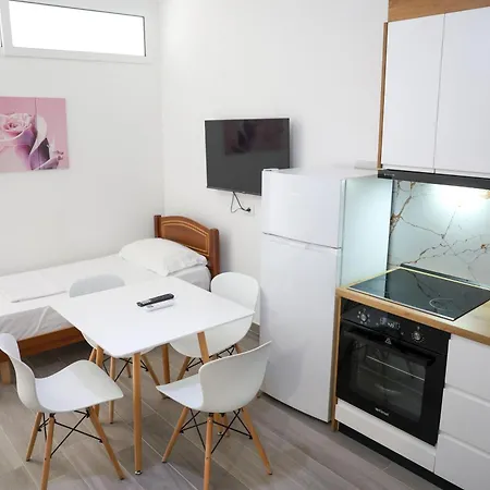 Golem Apartment Golem (Tirana)