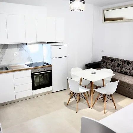 Apartament Golem