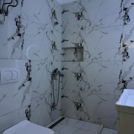 Apartament Golem